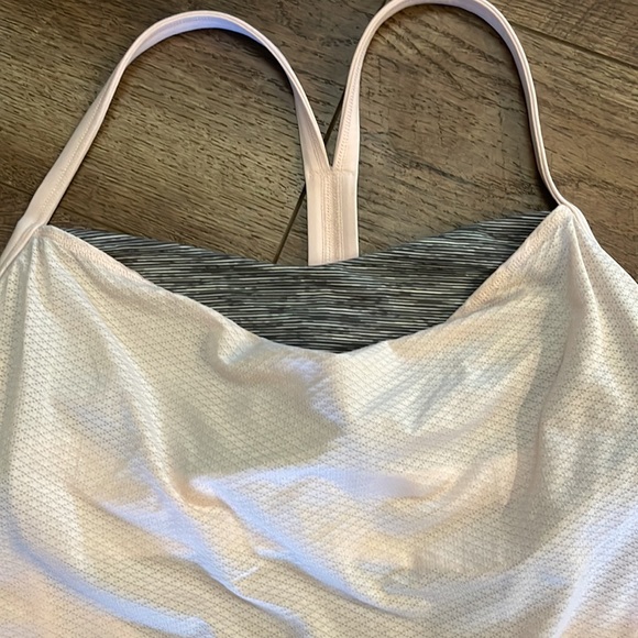 Lululemon C.Y.B Tank - Picture 6 of 8